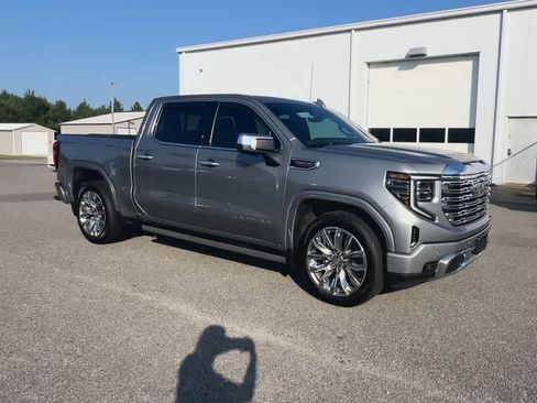 Used 2024 GMC Sierra 1500 Denali image 2