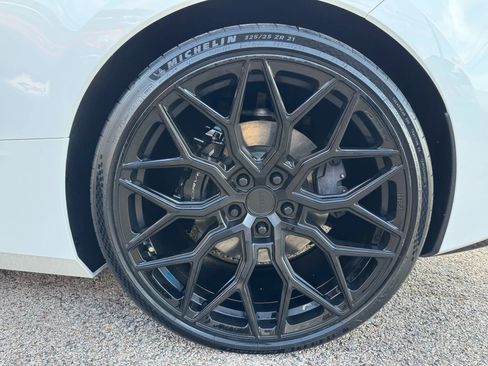 Used 2021 Chevrolet Corvette Stingray Convertible 2D w/ Battery Protection Package image 15