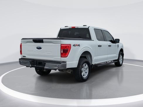 Used 2021 Ford F150 XLT w/ Equipment Group 301A Mid image 3