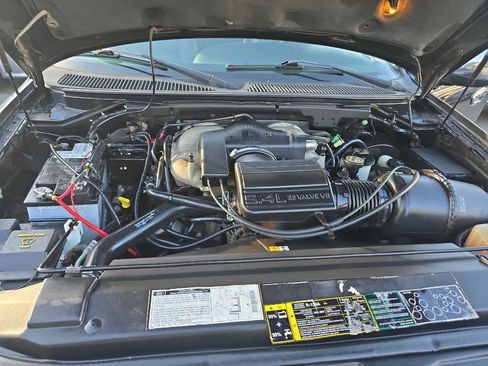 Used 2002 Lincoln Blackwood image 22