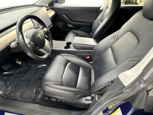 Used 2018 Tesla Model 3 Long Range RWD image 16