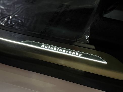 Used 2024 Land Rover Range Rover Sport Autobiography image 17