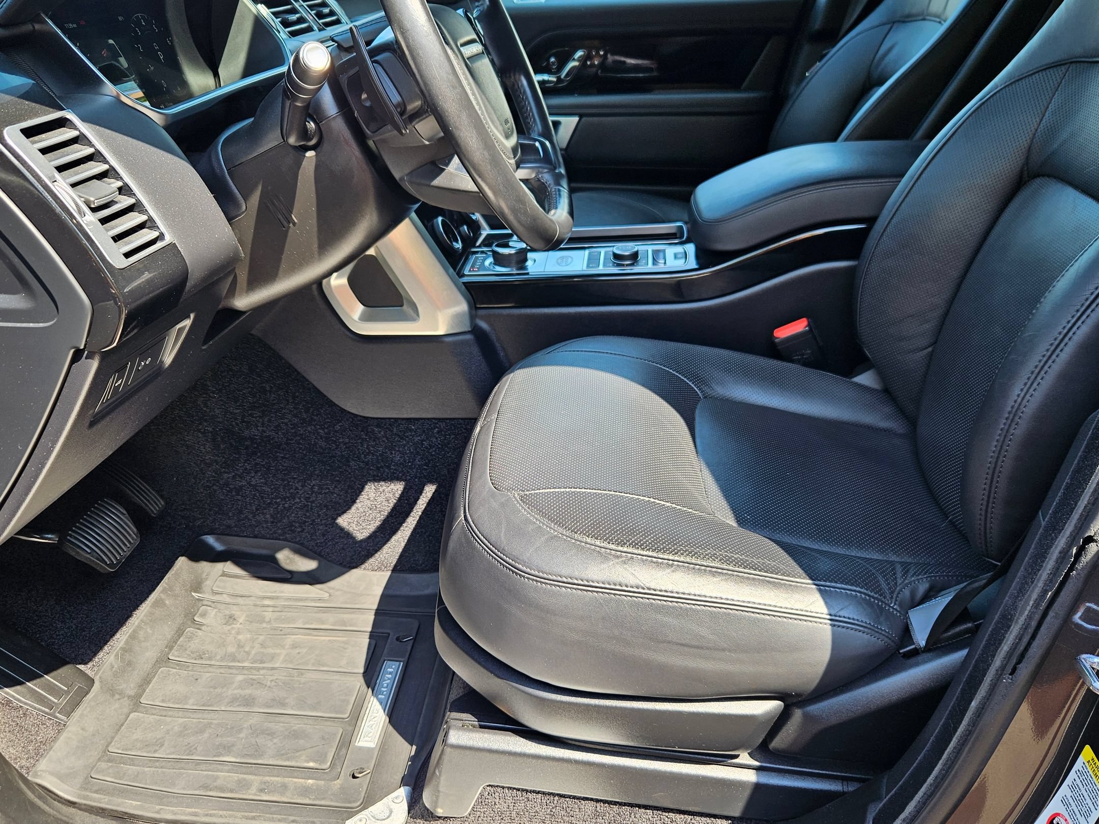 Used 2020 Land Rover Range Rover HSE AWD/4WD image 13