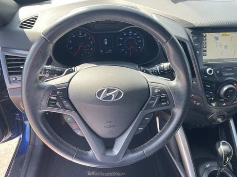 Used 2016 Hyundai Veloster Turbo w/ Option Group 04 FWD image 13
