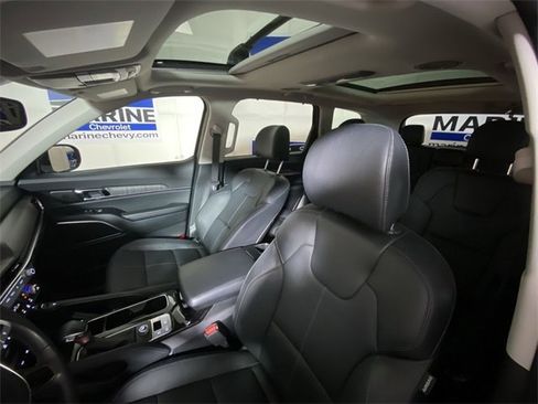 Used 2024 Kia Telluride SX image 24