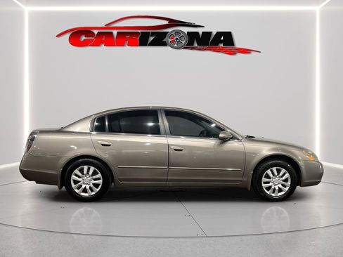 Used 2004 Nissan Altima 2.5 S image 10