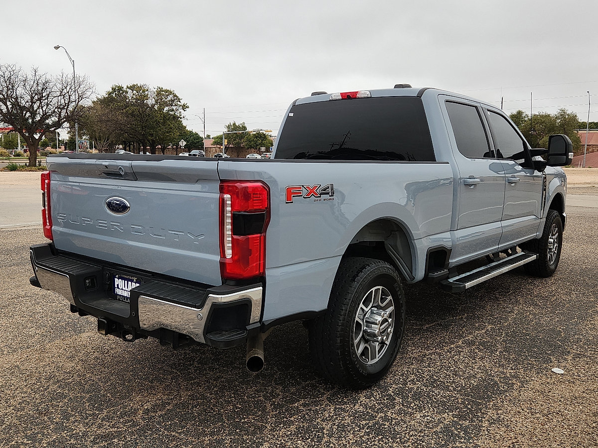 Used 2025 Ford F250 Lariat w/ FX4 Off-Road Package AWD/4WD image 4