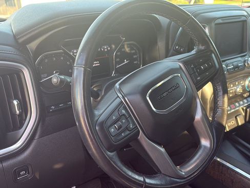 Used 2021 GMC Sierra 1500 Denali w/ Denali Ultimate Package image 34
