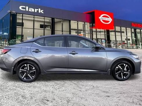 New 2025 Nissan Sentra SV image 8