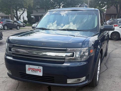 Used 2017 Ford Flex SEL FWD image 5