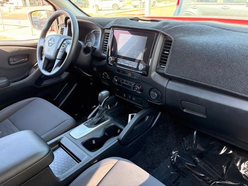 Certified 2022 Nissan Frontier S w/ Technology Package AWD/4WD image 13