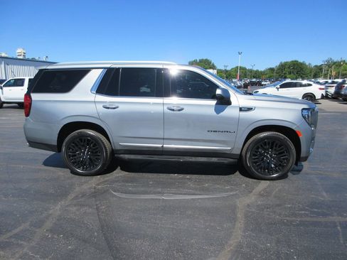 Certified 2024 GMC Yukon Denali AWD/4WD image 4