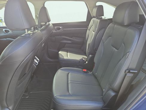Certified 2024 Kia Sorento SX image 21