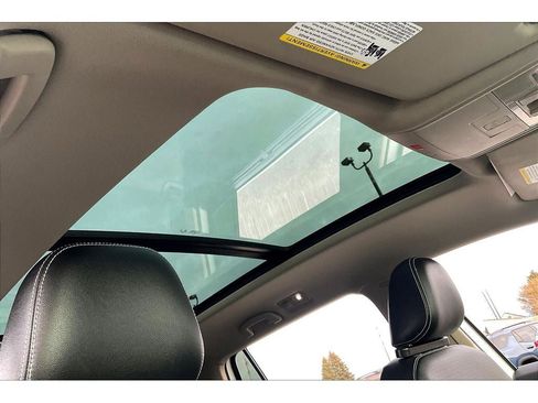 Used 2021 Volkswagen Atlas SEL image 24