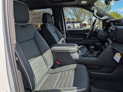 New 2026 GMC Sierra 1500 AT4X AWD/4WD image 25