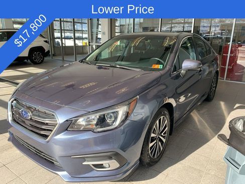 Used 2018 Subaru Legacy 2.5i Premium image 3