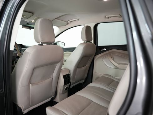 Used 2018 Ford Escape SE image 34