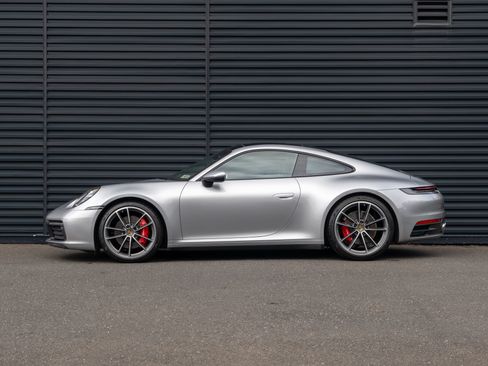 Certified 2021 Porsche 911 Carrera 4S AWD/4WD image 2