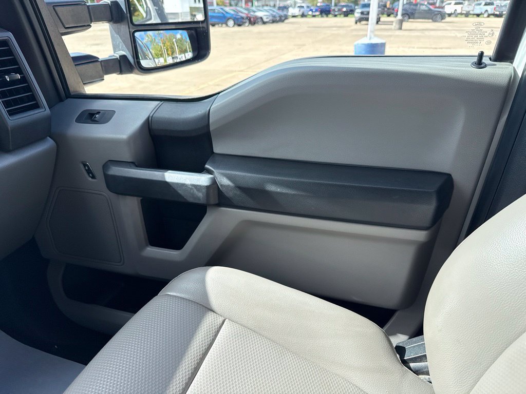 Used 2017 Ford F450 XL w/ Power Equipment Group AWD/4WD image 24