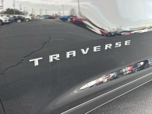 New 2025 Chevrolet Traverse LT w/ Enhanced Driving Package image 32