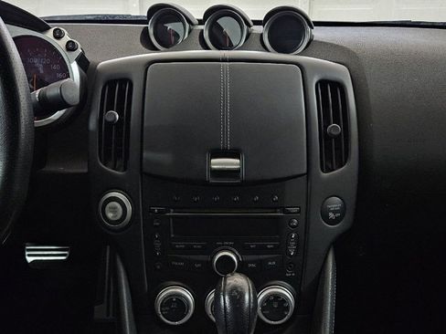 Used 2012 Nissan 370Z Touring w/ Sport Pkg image 10