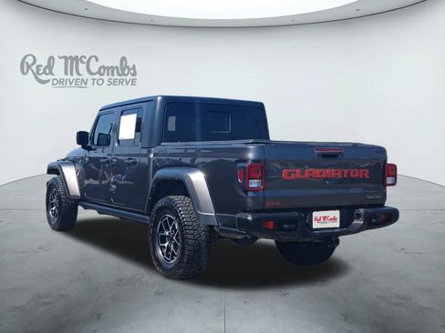 Used 2021 Jeep Gladiator Sport image 3