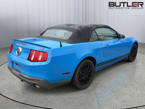 Used 2012 Ford Mustang Premium RWD image 8