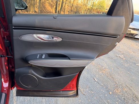 Used 2023 Genesis GV70 2.5T w/ Advanced Package image 11