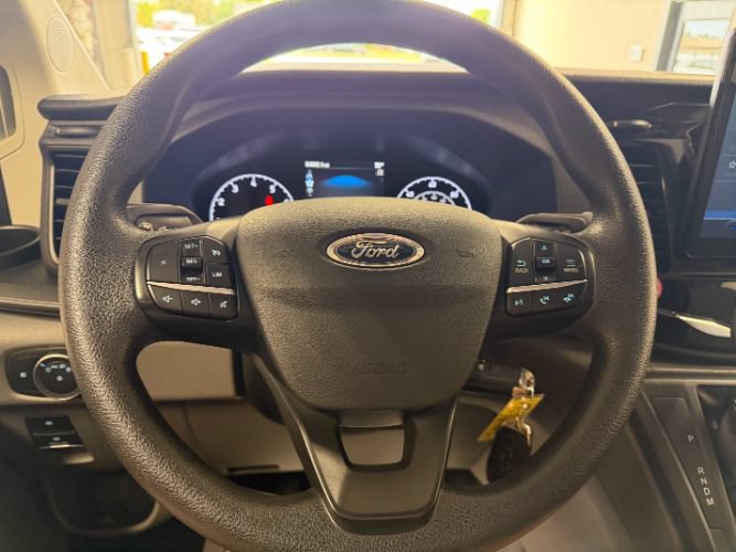 Used 2023 Ford Transit 350 XLT RWD image 21