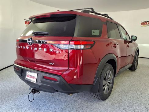 Used 2022 Nissan Pathfinder SV image 25