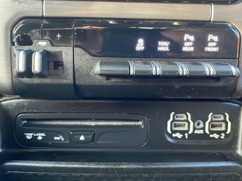 Used 2019 RAM 1500 Limited w/ Bed Utility Group AWD/4WD image 23
