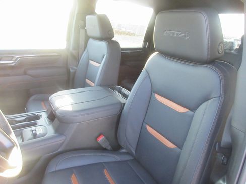 New 2026 GMC Sierra 2500 AT4 image 14