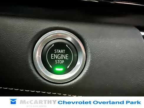 Used 2022 Cadillac Escalade Premium Luxury w/ Performance Package image 19