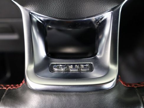 Used 2017 Volkswagen GTI Sport image 29