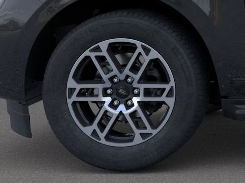 New 2025 Ford Expedition Active image 38