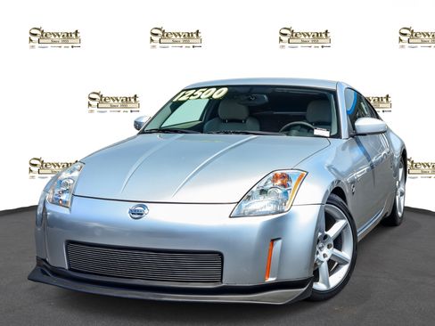 Used 2003 Nissan 350Z Touring RWD image 1