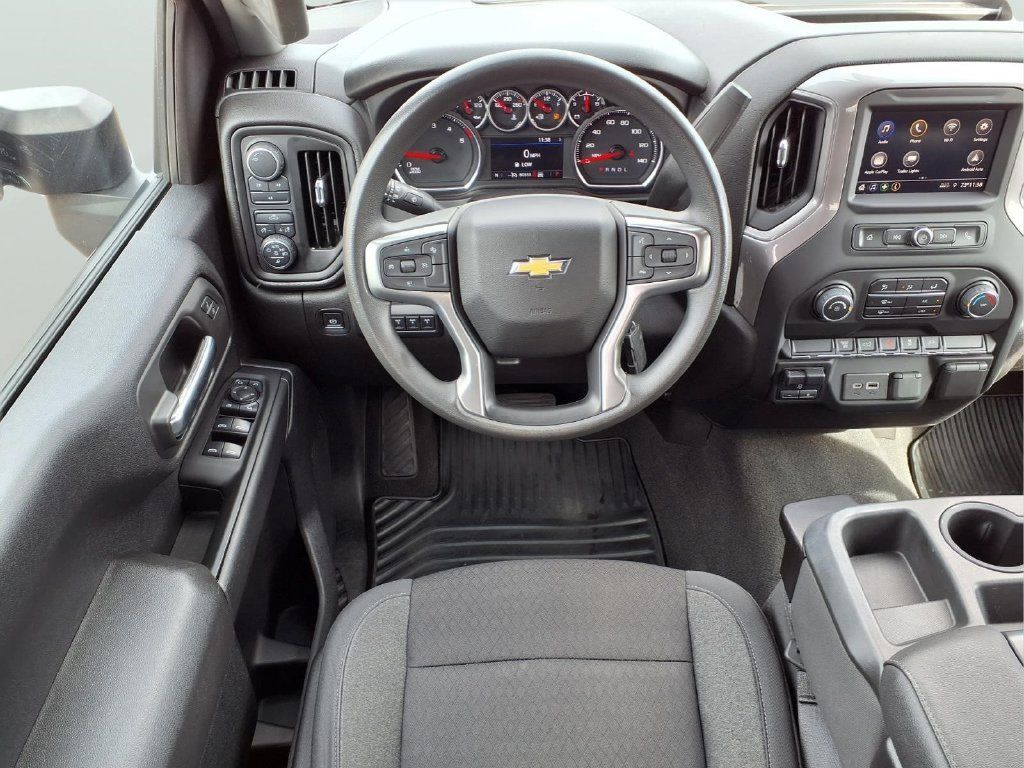 Used 2022 Chevrolet Silverado 2500 Custom w/ Custom Value Package AWD/4WD image 14