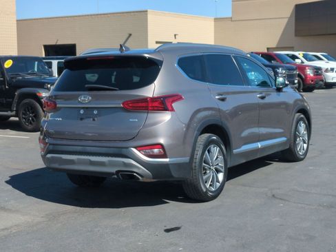 Used 2019 Hyundai Santa Fe AWD image 3