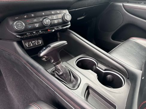 Used 2024 Dodge Durango GT RWD image 27