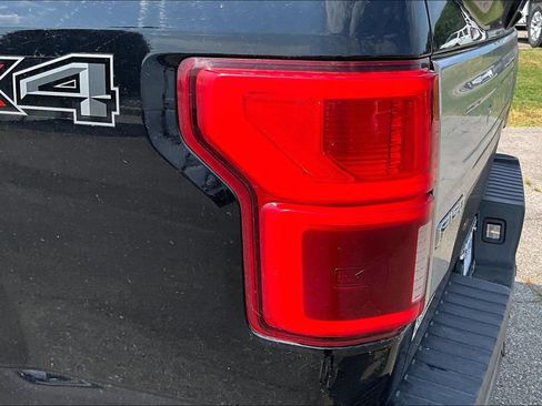 Used 2018 Ford F150 Platinum AWD/4WD image 28
