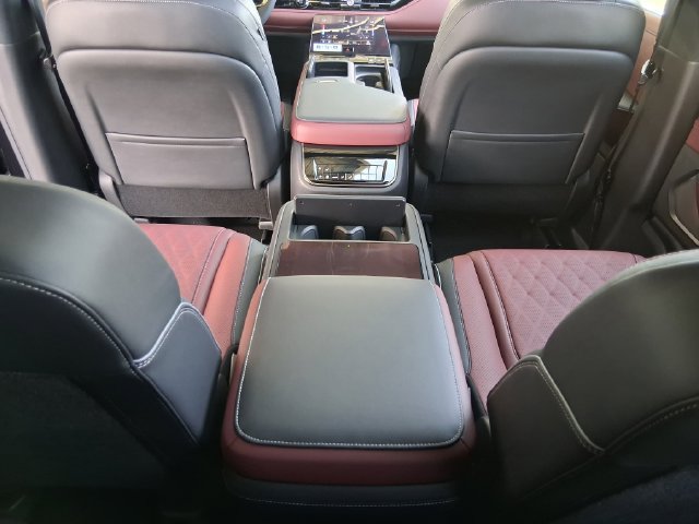New 2027 INFINITI QX80 Autograph w/ Premium Cargo Package AWD/4WD image 26