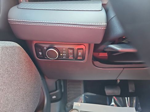 Used 2024 Ford Mustang Mach-E Premium image 26