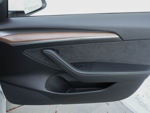 Used 2022 Tesla Model 3 Performance AWD/4WD image 30