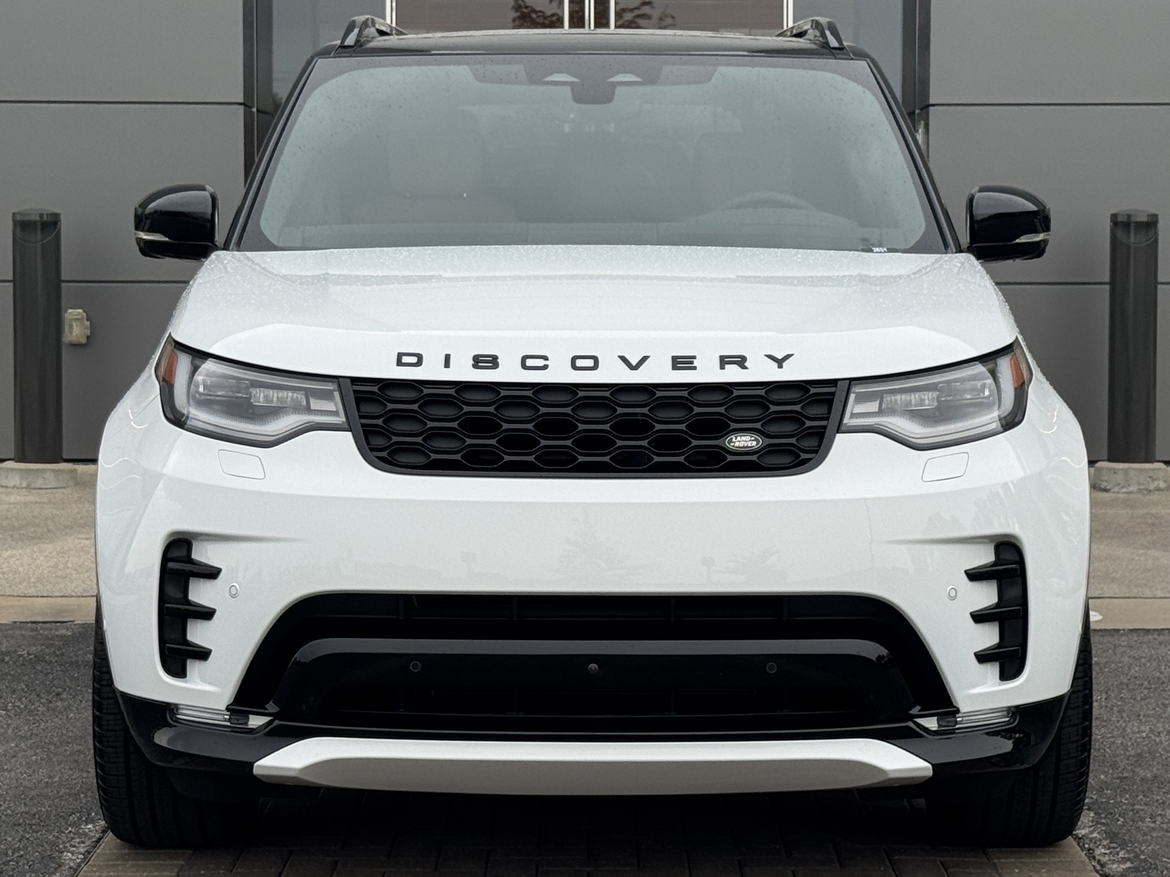 New 2026 Land Rover Discovery Dynamic SE AWD/4WD image 8