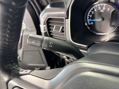 Used 2022 Ford F150 XLT w/ Equipment Group 302A High image 16