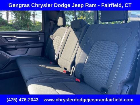 Used 2025 RAM 1500 Big Horn AWD/4WD image 34