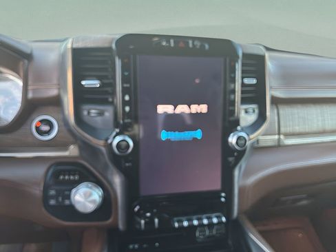 Used 2019 RAM 1500 Laramie Longhorn image 17