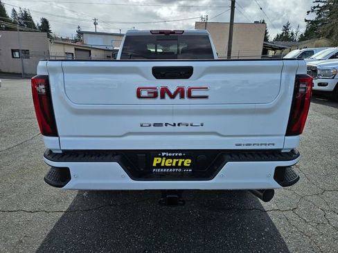 New 2026 GMC Sierra 3500 Denali w/ Denali Reserve Package image 4