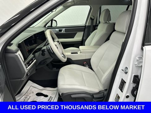 Certified 2026 Hyundai Santa Fe SE FWD image 9