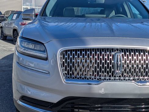 Used 2022 Lincoln Nautilus Reserve w/ Luxury Package FWD image 9